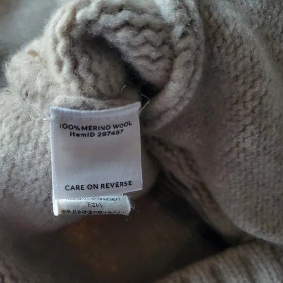 NWOT Kids 100% merino wool BEAN Signature Sweater - Small - Picture 10 of 10